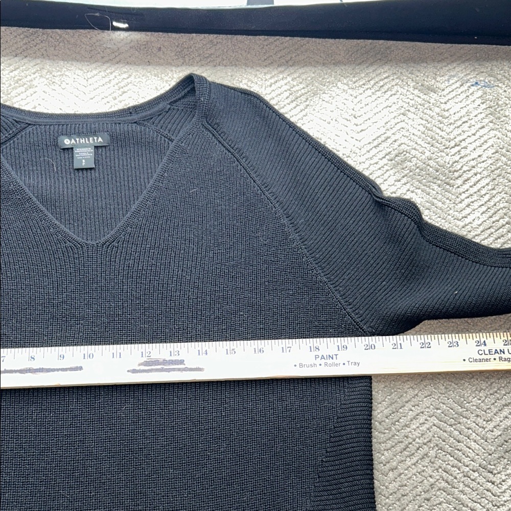 Athleta Women’s Hanover Merino V-Neck Sweater, Black SIZE S - Picture 8 of 10